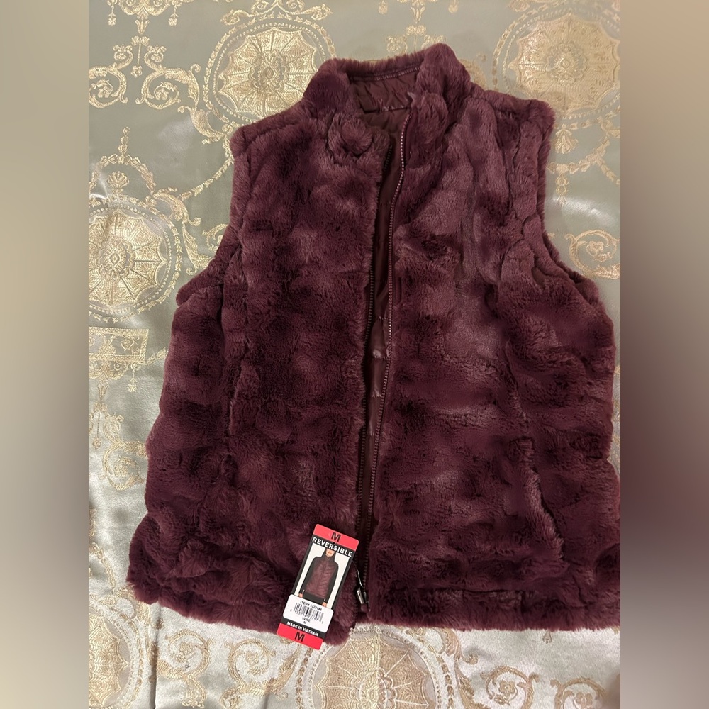 Baddie Vest NWT